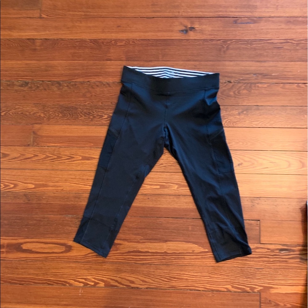Champion cropped athletic capris
